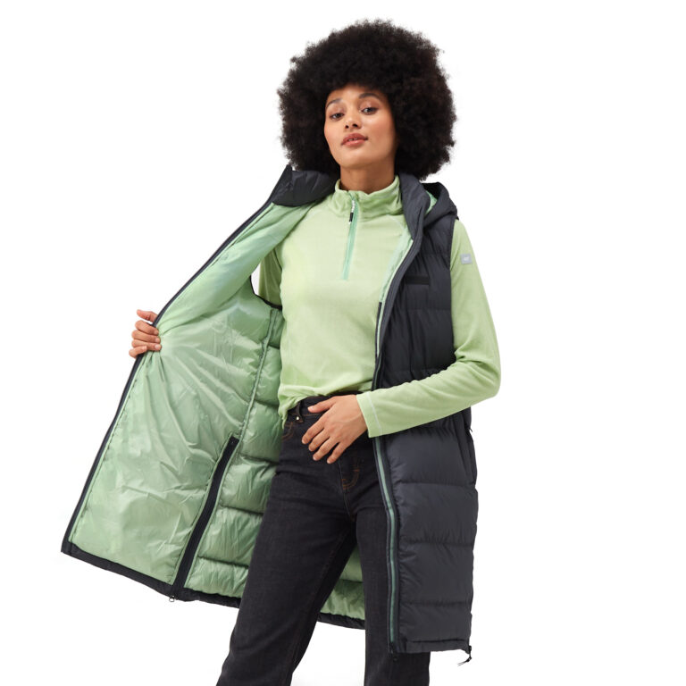 Lekker warm met deze lange bodywarmer